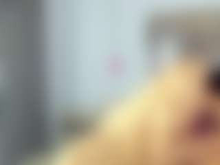 StrikeandSweet's Live Sex Cam Show