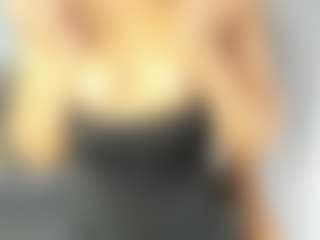 StrikeandSweet's Live Sex Cam Show