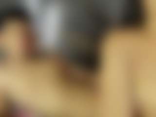 StrikeandSweet's Live Sex Cam Show