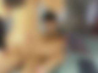 StrikeandSweet's Live Sex Cam Show