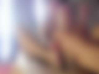 StrikeandSweet's Live Sex Cam Show
