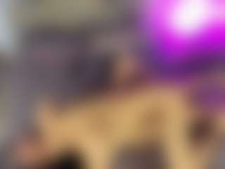 StrikeandSweet's Live Sex Cam Show