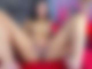 StrikeandSweet's Live Sex Cam Show