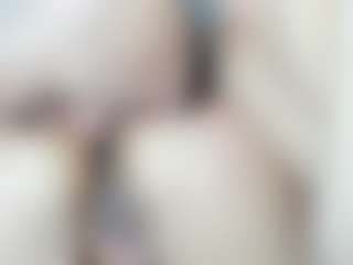 StrikeandSweet's Live Sex Cam Show
