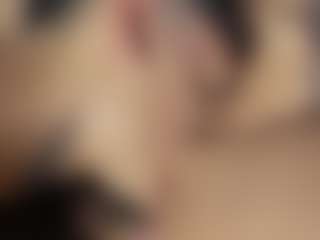 StrikeandSweet's Live Sex Cam Show