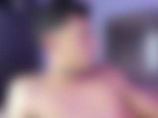 Live cam show with StrikeandSweet - Smoking on StripNow