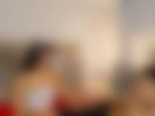 StrikeandSweet's Live Sex Cam Show
