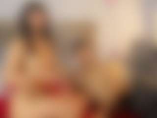 StrikeandSweet's Live Sex Cam Show