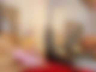 StrikeandSweet's Live Sex Cam Show