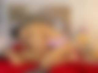 StrikeandSweet's Live Sex Cam Show