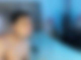 StrikeandSweet's Live Sex Cam Show