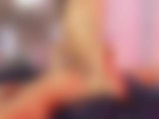 Live cam show with StrikeandSweet - Facial on Camming Site