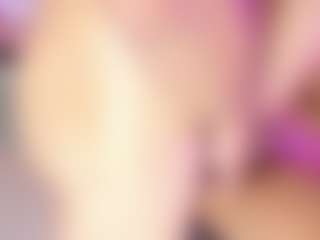StrikeandSweet's Live Sex Cam Show