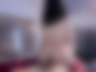 StrikeandSweet's Live Sex Cam Show