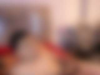 StrikeandSweet's Live Sex Cam Show