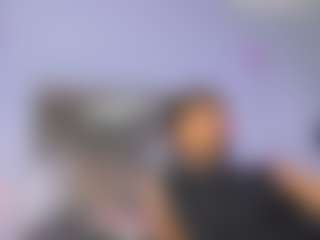 StrikeandSweet's Live Sex Cam Show