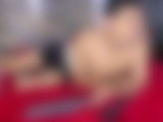 StrikeandSweet's Live Sex Cam Show