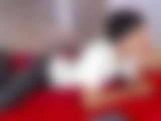 StrikeandSweet's Live Sex Cam Show