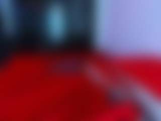 StrikeandSweet's Live Sex Cam Show