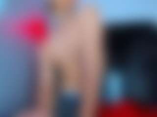 StrikeandSweet's Live Sex Cam Show
