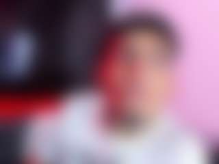 StrikeandSweet's Live Sex Cam Show