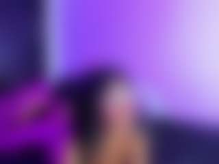 Live cam show with StrikeandSweet - Facial on Milfs Live