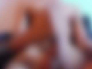 StrikeandSweet's Live Sex Cam Show