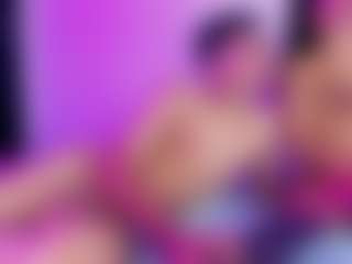 StrikeandSweet's Live Sex Cam Show