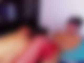 StrikeandSweet's Live Sex Cam Show