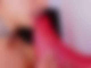 StrikeandSweet's Live Sex Cam Show