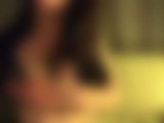Live cam show with Mia - Spanking on sexylivex.com