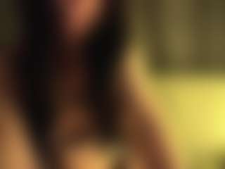 Live cam show with Mia - Spanking on justonemore.cc