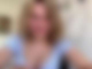 AletaWhetzell's Live Sex Cam Show