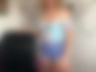 AletaWhetzell's Live Sex Cam Show
