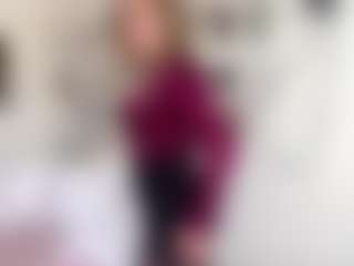 Live cam show with AletaWhetzell - Tease Mature on nudelive.tv