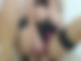 Live cam show with amandaglori1 - Red Hair on luckytryst.com