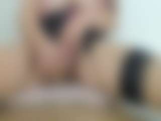 Live cam show with amandaglori1 - Black on Instabang