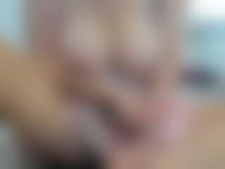 Live cam show with amandaglori1 - Smoking on fapnchat