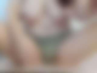 Live cam show with amandaglori1 - Red Hair Middle Aged on Mixed Magazine Live