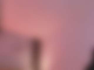 Live cam show with AngelDoll - Lean on Camsoda
