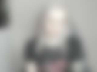 Live cam show with annefantasy - Teasing on CamwithHer