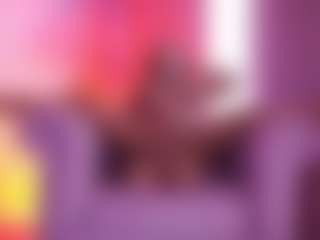 Live cam show with AstridVex - Oil on SpunkLive