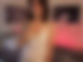 Live cam show with Barbara-Little - Upskirt on sexylive.show