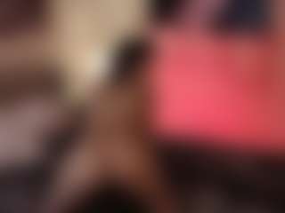 Live cam show with Barbara-Little - Upskirt on madthumbs