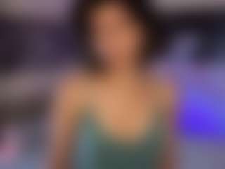 Live cam show with Barbara-Little - Upskirt on Fling VIP Chat
