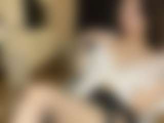 Live cam show with Alice - Skinny on luckytryst.com