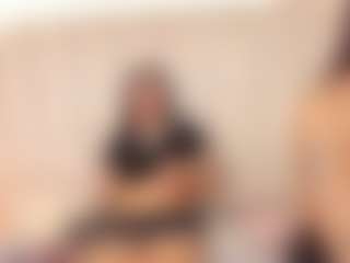 Live cam show with Val y Lufan - Tease on Camsoda