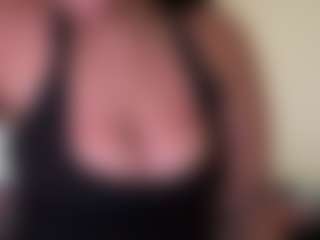 Pussygrabber2000's Live Sex Cam Show