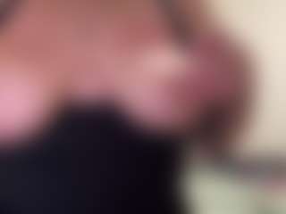 Pussygrabber2000's Live Sex Cam Show
