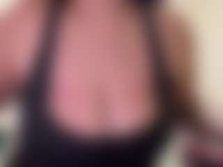 Live cam show with Pussygrabber2000 - Belly on Hubzter Live
